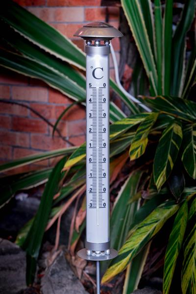 Solar Thermometer mit LED Beleuchtung, Höhe Gartenthermometer inkl. Erdspieß ca. 112 cm