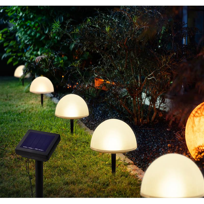 5-er Set Solar Gartenstecker Halbkugeln | mit Solar-Panel (warm-weiß)