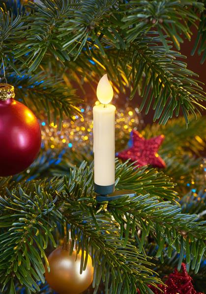 20 kabellose Flammeneffekt LED-Weihnachtsbaumkerzen mit 3D-Flamme in Wachsoptik mit Tropfen | flackernd | 2 farbige real Flame LED | Timer | moderne Weihnachtsbaumbeleuchtung
