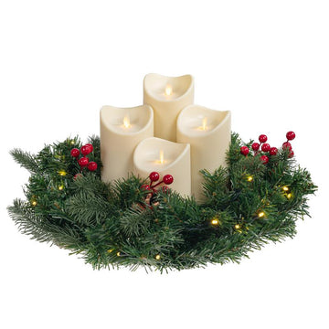 Künstlicher Adventskranz mit 30er Lichterkette und 4 LED Kerzen | batteriebetrieben | Sicher in der Anwendung | Tannenkranz mit Zapfen und Beeren